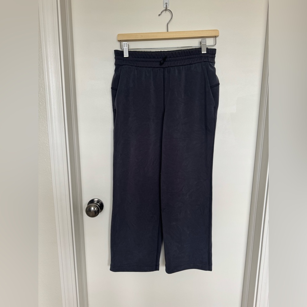 Lululemon Crop Softstreme pants